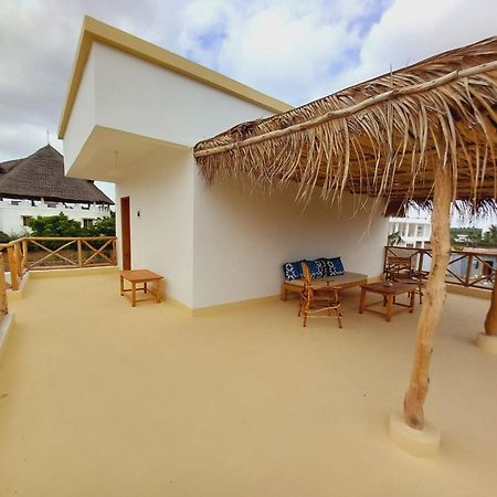 Tatu Inn Boutique Hotel ワタム エクステリア 写真