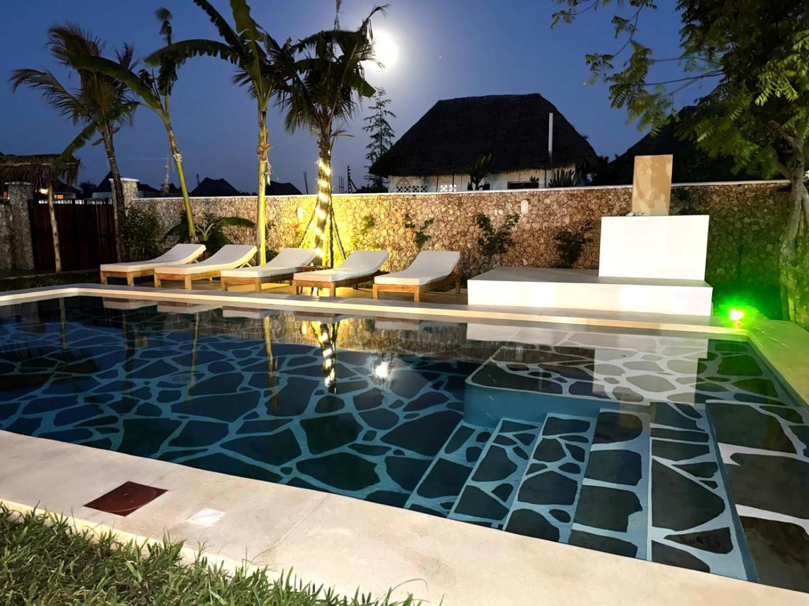 Tatu Inn Boutique Hotel ワタム エクステリア 写真