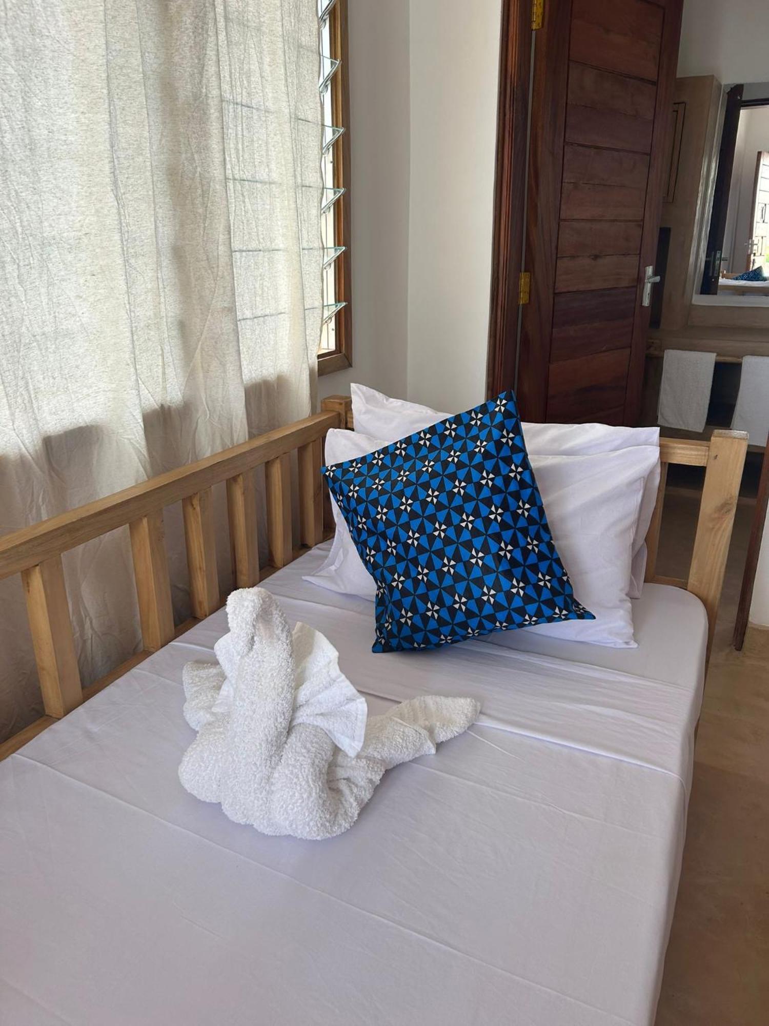 Tatu Inn Boutique Hotel ワタム エクステリア 写真