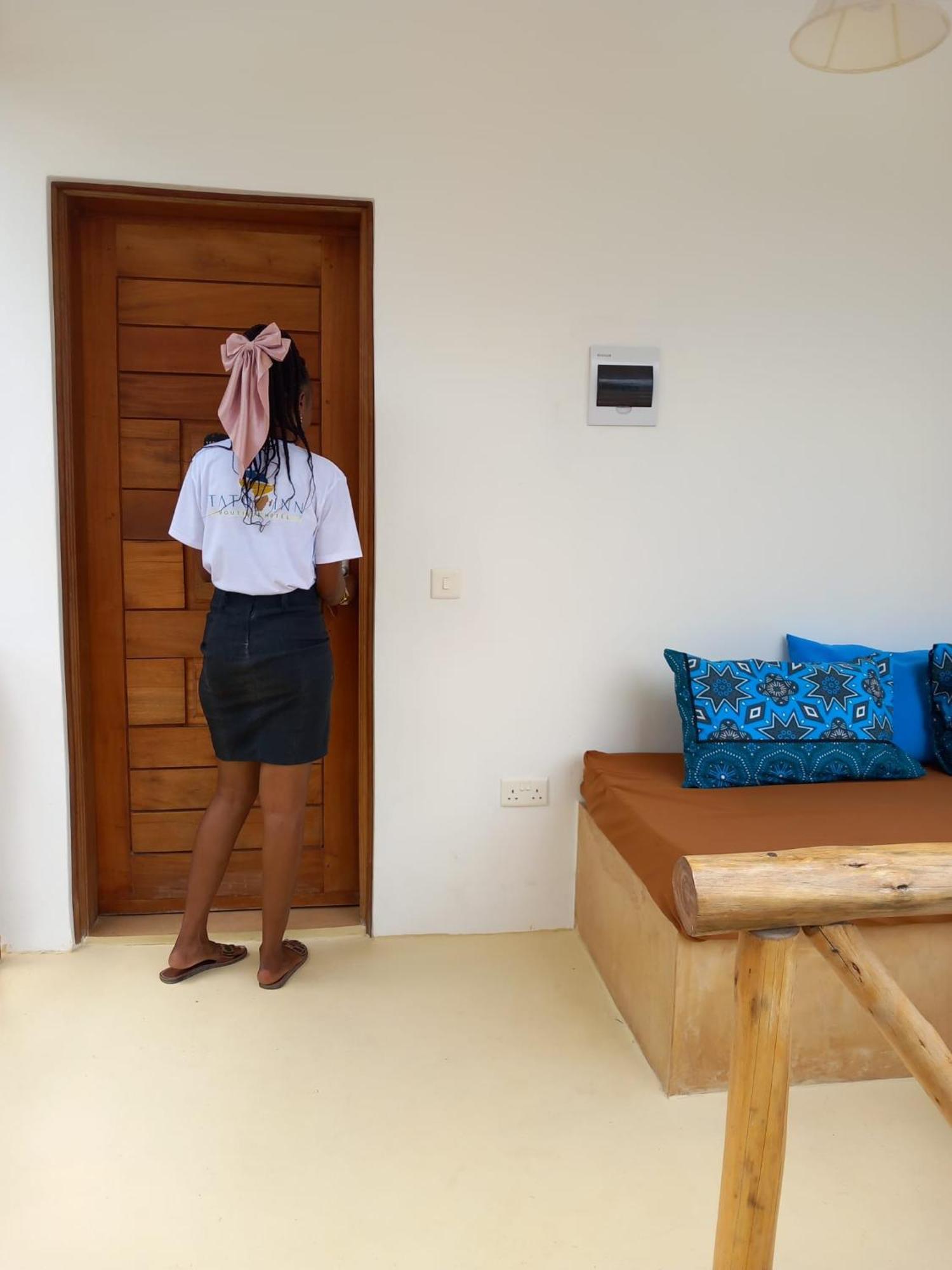 Tatu Inn Boutique Hotel ワタム エクステリア 写真