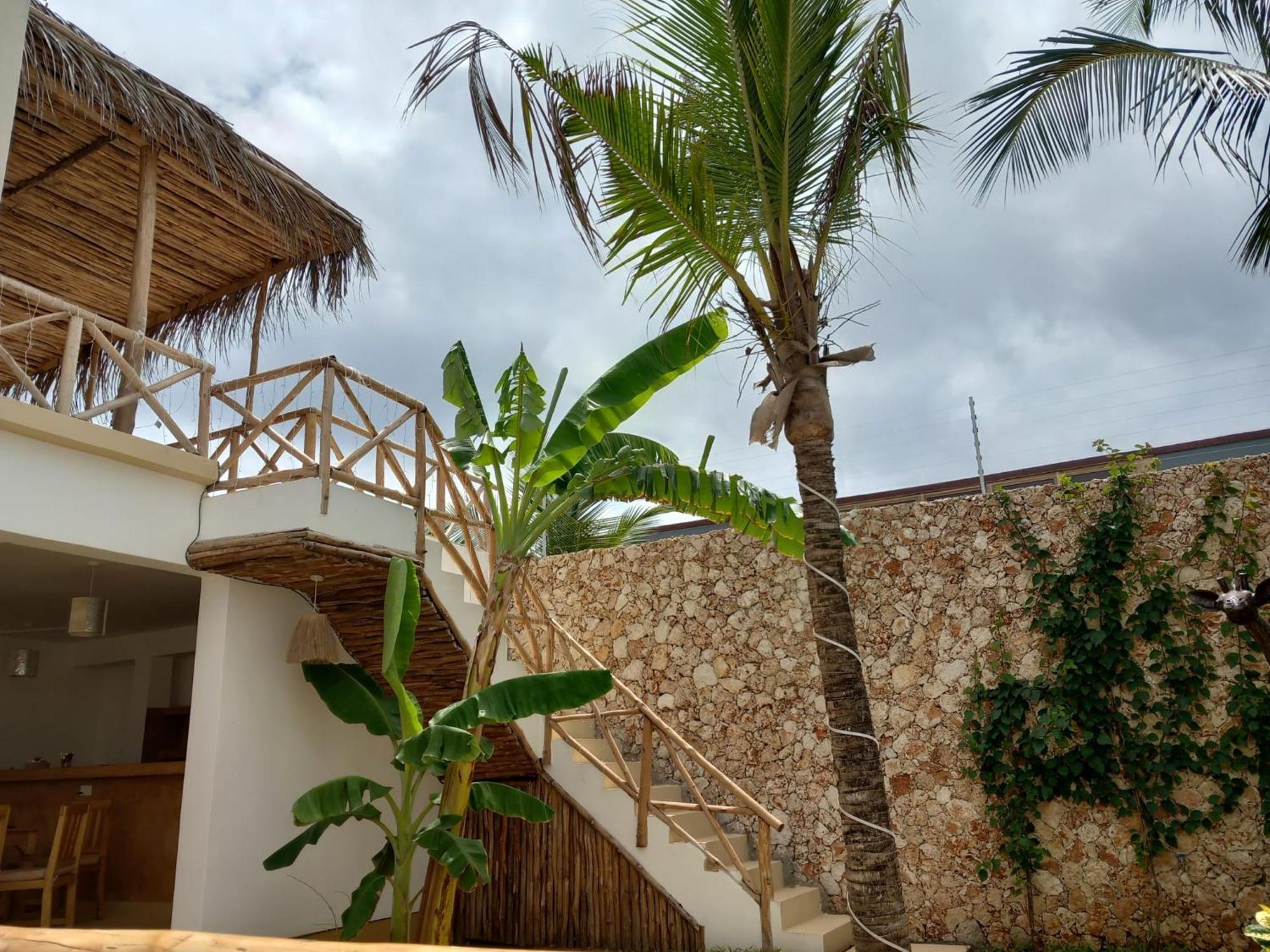 Tatu Inn Boutique Hotel ワタム エクステリア 写真